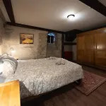 Old Town 60m2 On 2 Floors Next To Town Hall Daire
