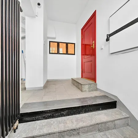 Old Town 60m2 On 2 Floors Next To Town Hall
