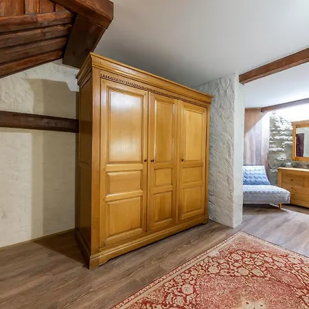 Old Town 60m2 On 2 Floors Next To Town Hall Apartament Tallin