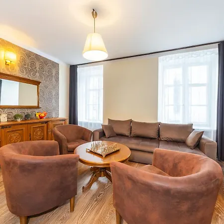 Old Town 60m2 On 2 Floors Next To Town Hall Apartament