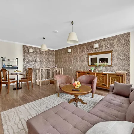 아파트 Old Town 60m2 On 2 Floors Next To Town Hall *