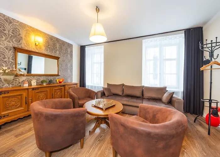 Old Town 60m2 On 2 Floors Next To Town Hall Apartment